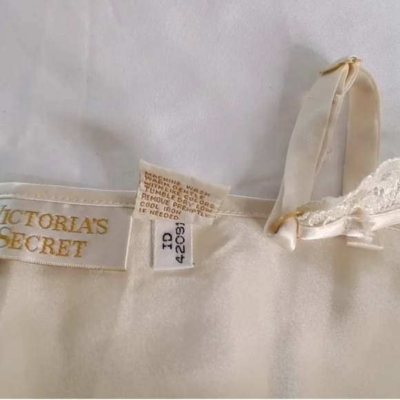 Victoria's Secret Vintage Gold Label Full Length Wide Sweep Nightgown Cream L - Picture 6 of 14